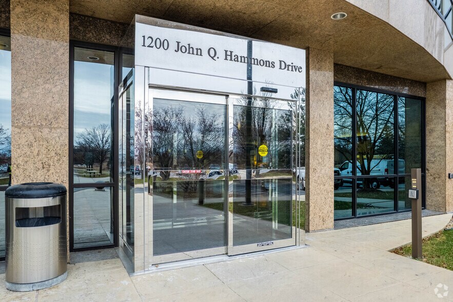 More Photos Of 1200 John Q Hammons Dr, Madison Office For Lease