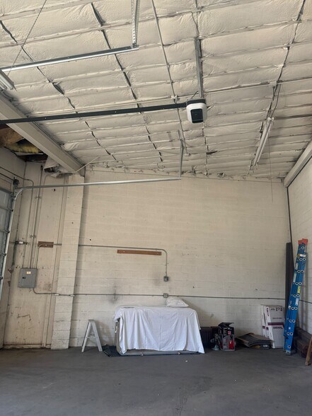 More Photos Of 2048-2050 Dunlap Dr, South Lake Tahoe Office For Lease