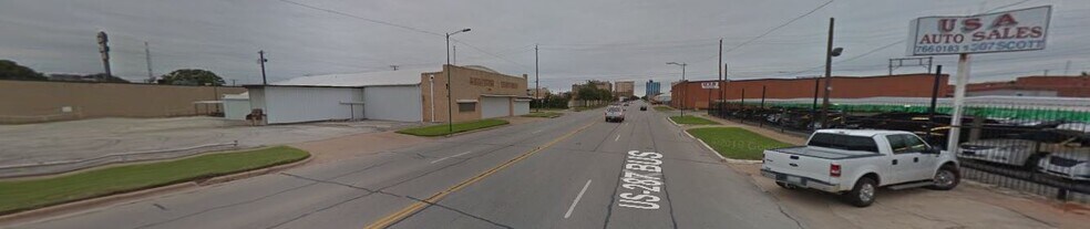 More Photos Of 1300 Scott Ave, Wichita Falls Office For Lease