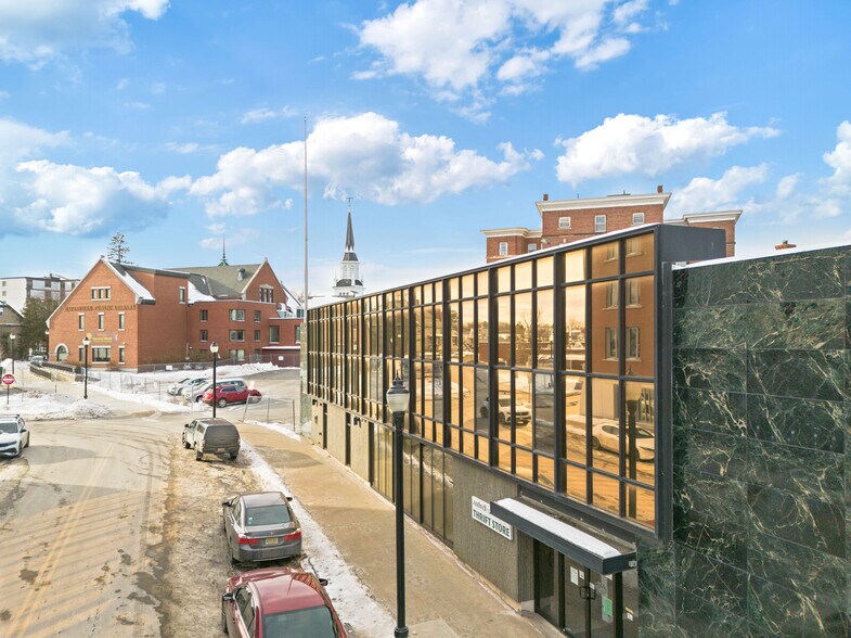 More Photos Of 180 Main St, Waterville Storefront For Lease