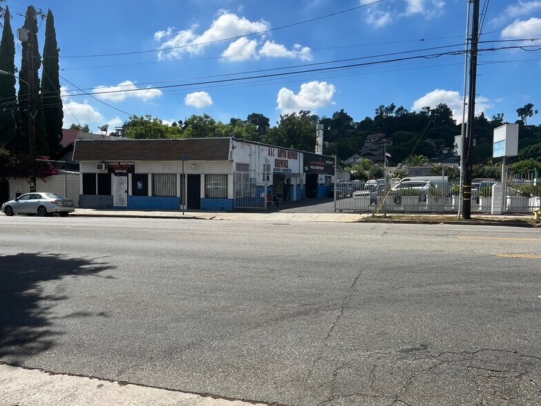 More Photos Of 7023-7025 Figueroa St, Los Angeles Auto Repair For Lease