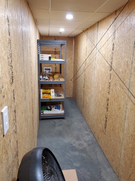 More Photos Of 4312 Republic Ct, Concord Warehouse For Lease