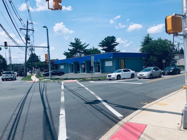 More Photos Of 770 Georges Rd, North Brunswick Storefront For Lease