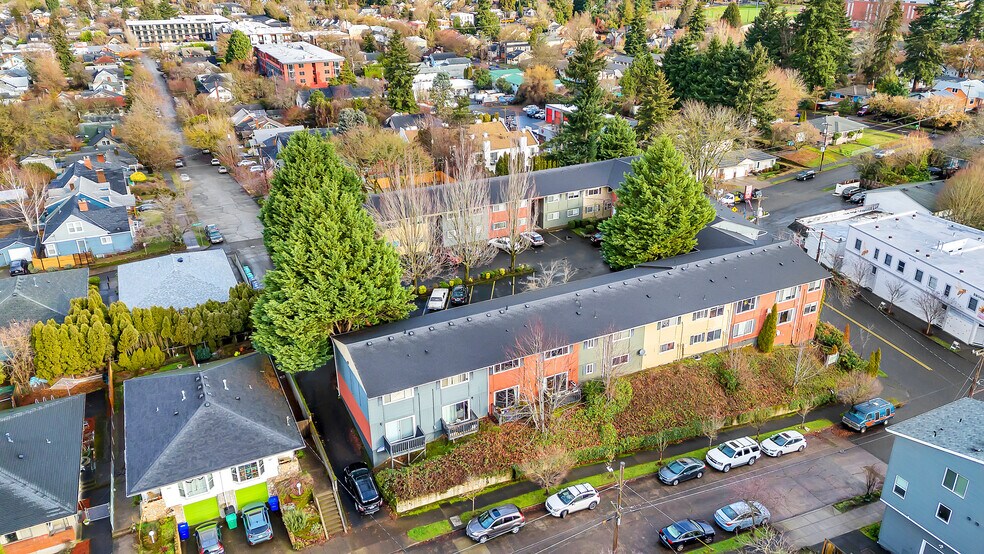 More Photos Of 2925 SE 50th Ave, Portland Apartments For Sale