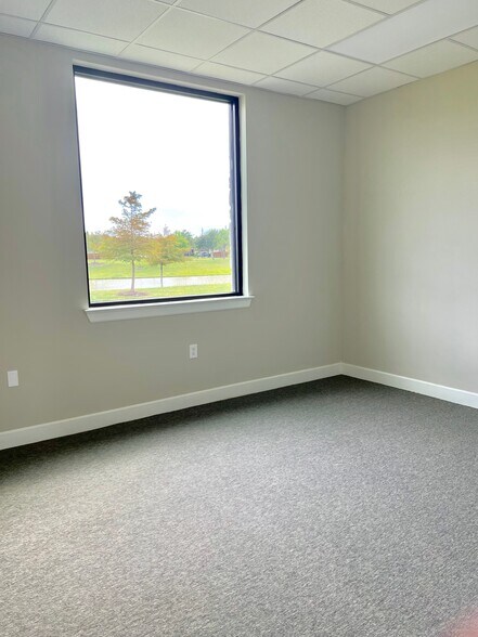 More Photos Of 3129 Kingsley Dr, Pearland Medical For Lease