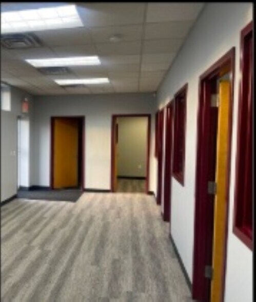 More Photos Of 66 Von Hillern St, Dorchester Showroom For Lease