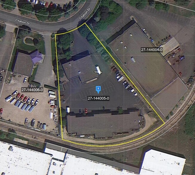 More Photos Of 588-590 Citation Dr, Shakopee Light Distribution For Sale