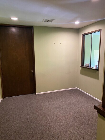 More Photos Of 1151-1157 S Beverly Dr, Beverly Hills Loft Creative Space For Lease