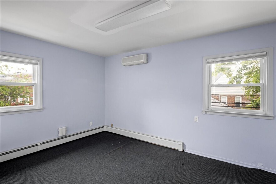 More Photos Of 25-31-25-33 Francis Lewis Blvd, Flushing Office Residential For Sale