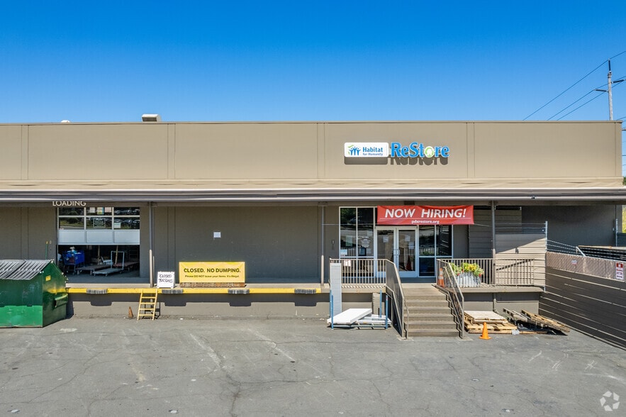 More Photos Of 13475-13575 SW Millikan Way, Beaverton Manufacturing For Lease