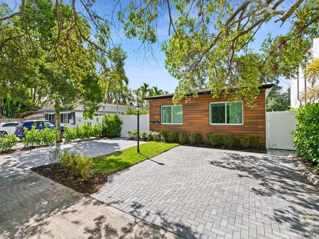 Primary Photo Of 1508 NE 6th St, Fort Lauderdale Multifamily For Sale