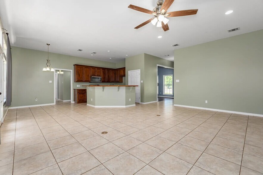 More Photos Of 4599 US Highway 84 W, Timpson Specialty For Sale