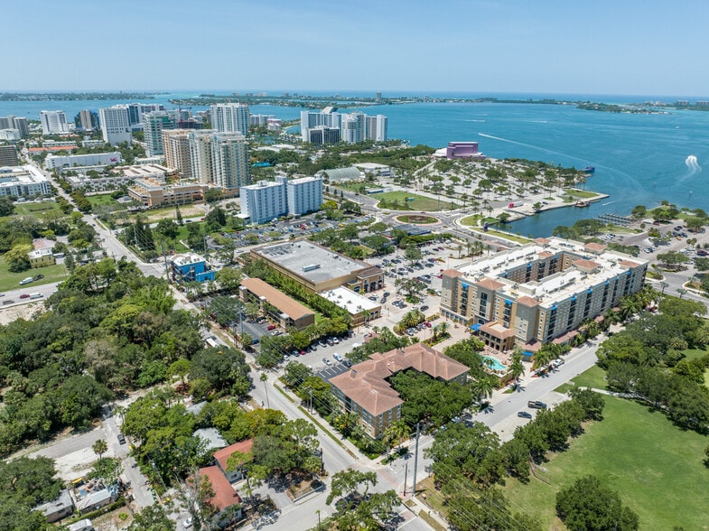 More Photos Of 1268 11th St, Sarasota Office For Sale
