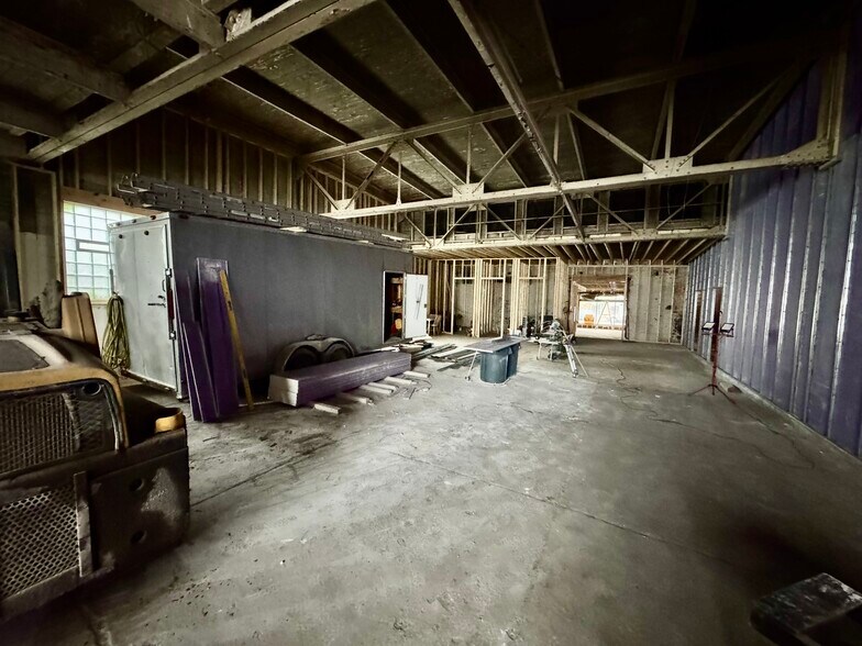 More Photos Of 2297 Main St, Buffalo General Retail For Sale