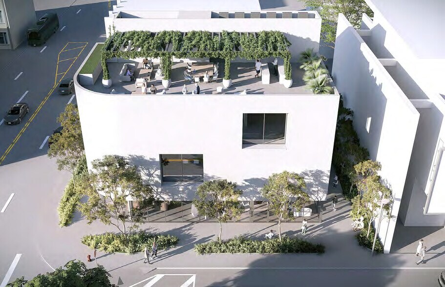 More Photos Of 15 NE 41st St, Miami General Retail For Lease