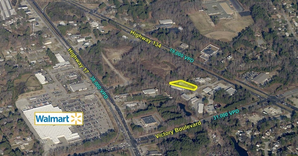 More Photos Of 104 Industry Dr, Yorktown Flex For Lease