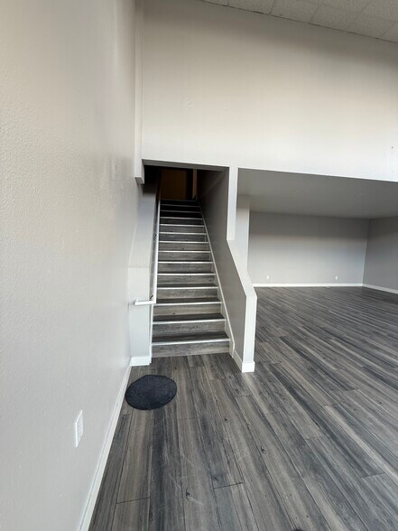More Photos Of 4980 Appian Way, El Sobrante Loft Creative Space For Lease