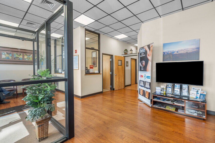 More Photos Of 346 Main Ave, Norwalk Restaurant For Lease