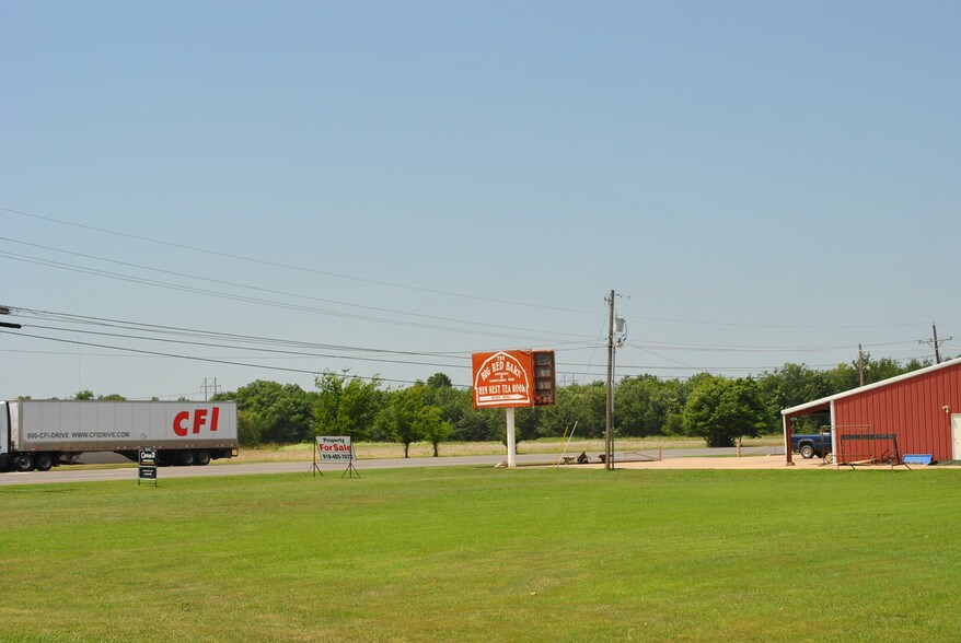 More Photos Of 2001 Hwy 69 St, Wagoner Freestanding For Sale