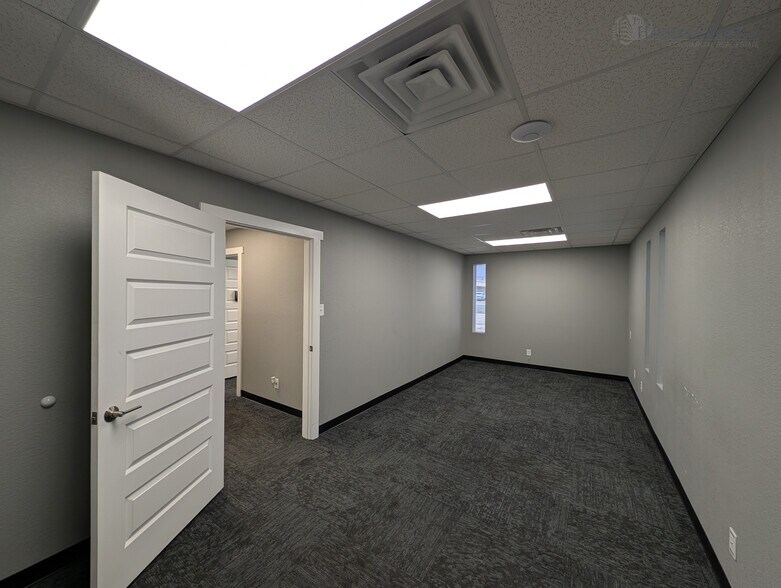 More Photos Of 3339 Kermit Hwy, Odessa Warehouse For Lease