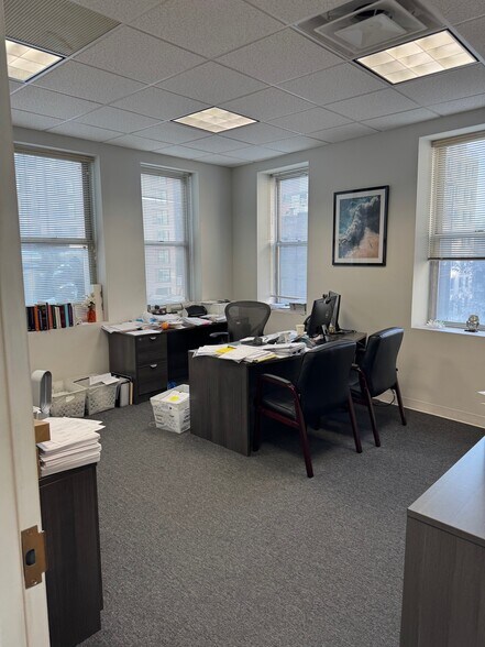 More Photos Of 100 Livingston St, Brooklyn Medical For Lease