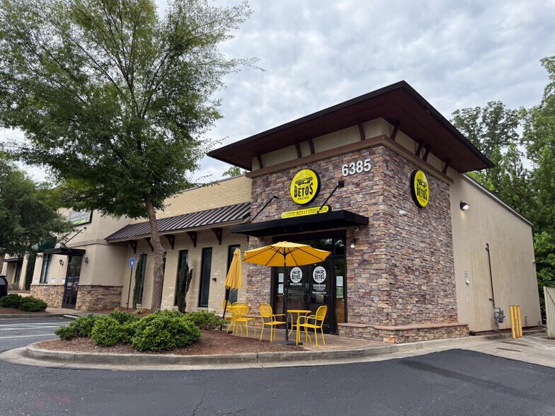 More Photos Of 6395 McGinnis Ferry Rd, Johns Creek General Retail For Lease