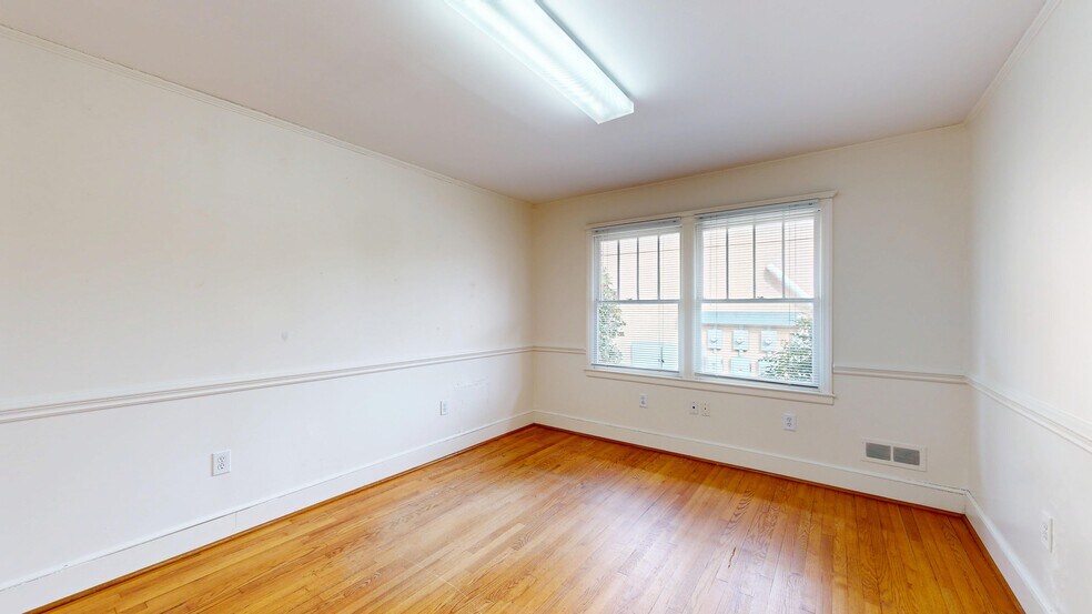 More Photos Of 110 Springs St, Fort Mill Office For Lease