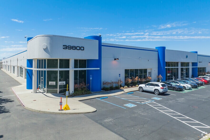 More Photos Of 39611 Eureka Dr, Fremont Unknown For Lease