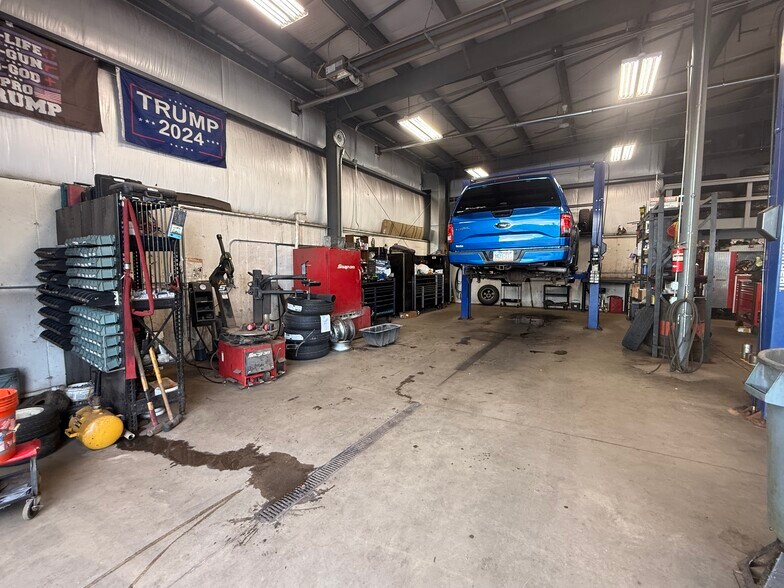 More Photos Of 1137 S Stephenson Ave, Iron Mountain Specialty For Sale