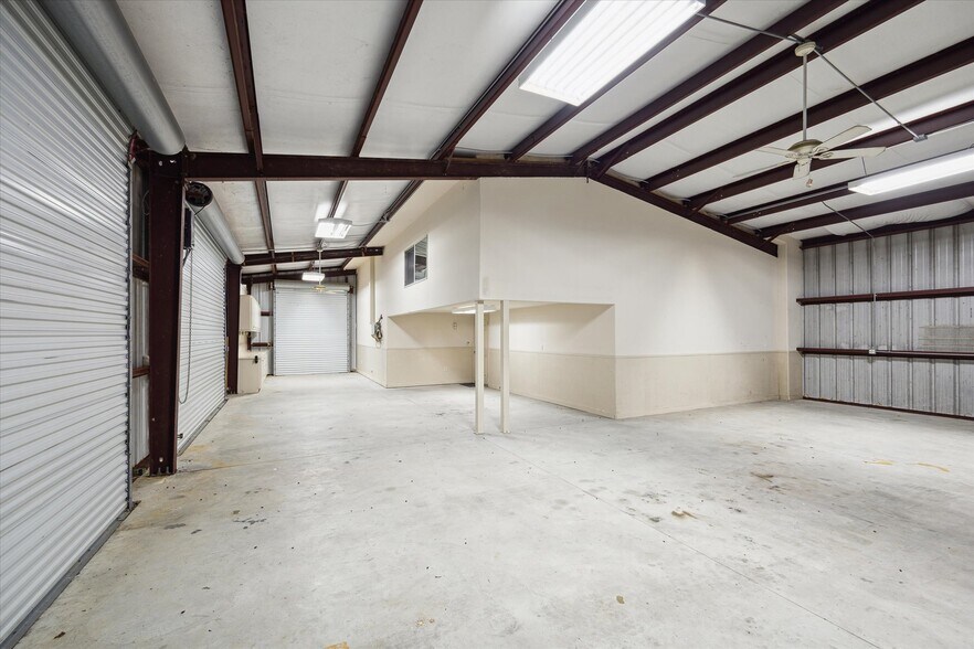 More Photos Of 2904 Red Bluff Rd, Seabrook Land For Sale