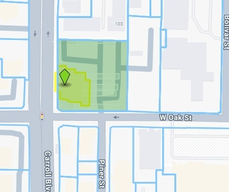 More Photos Of 400 W Oak St, Denton Office For Lease