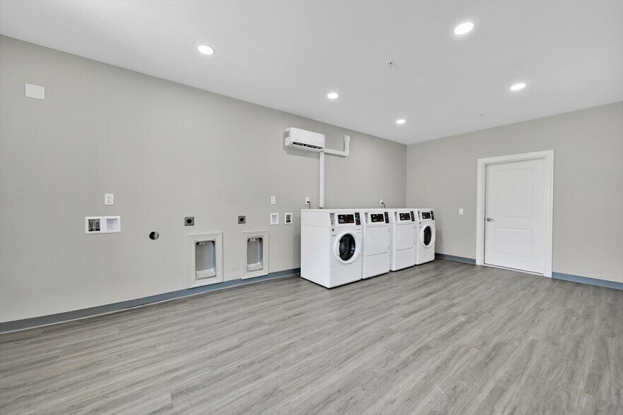 More Photos Of 236 W Market St, Jonestown Multifamily For Sale