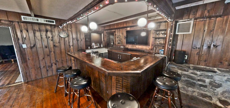 More Photos Of 2735 PA-390, Canadensis Hospitality For Sale