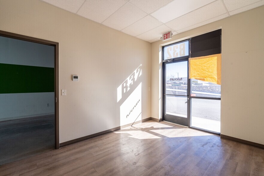 More Photos Of 12301 Rojas Dr, El Paso Light Distribution For Sale