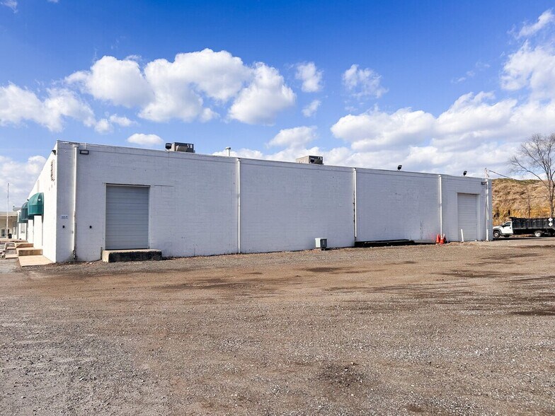 More Photos Of 109 N Black Horse Pike, Blackwood Warehouse For Lease