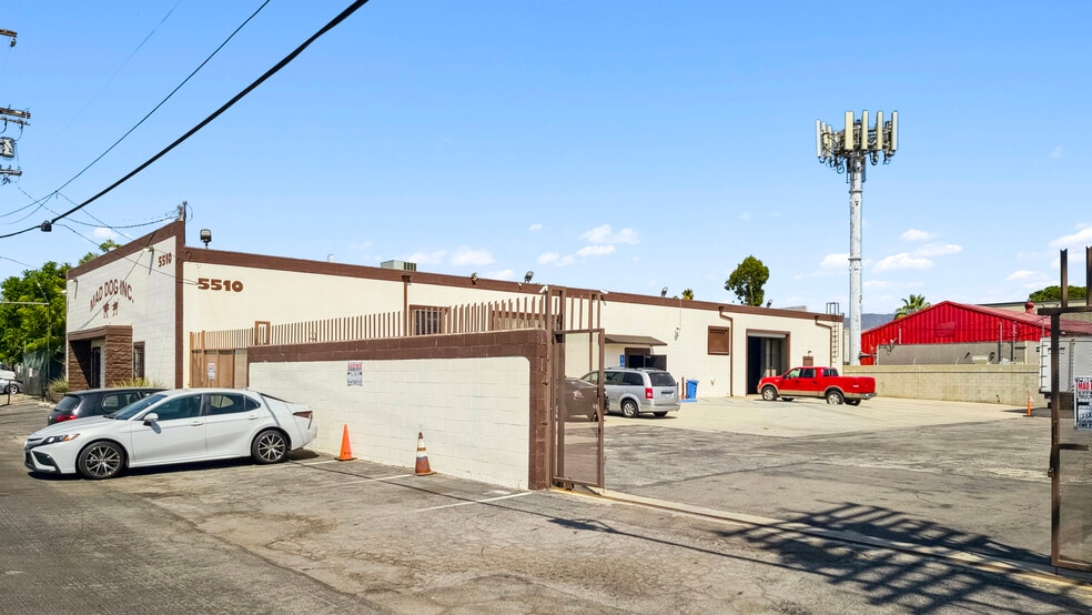 5500-5510 Satsuma Ave  