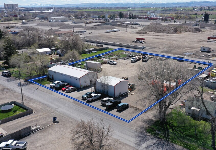 Primary Photo Of 1850 Osterloh Ave, Twin Falls Freestanding For Lease