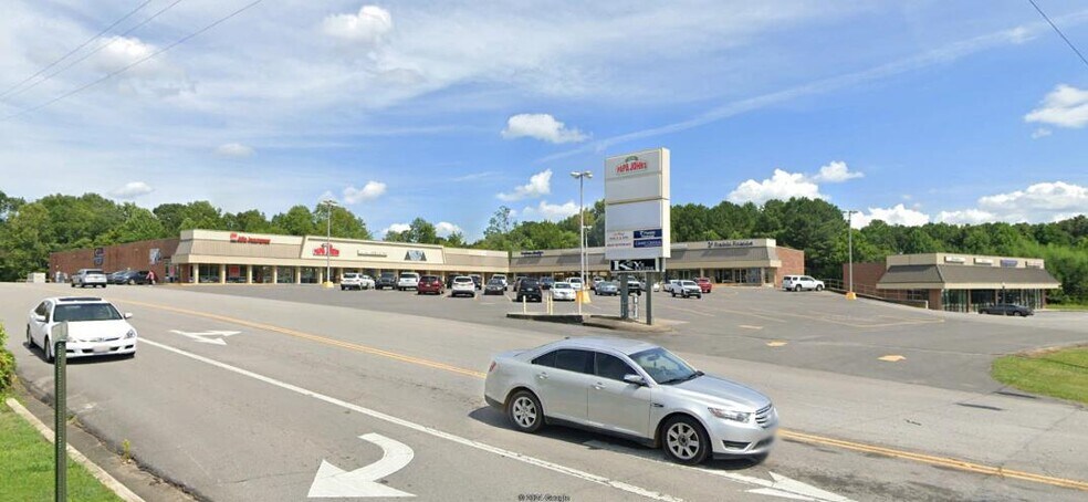More Photos Of 942 Brindlee Mountain Pky, Arab General Retail For Lease