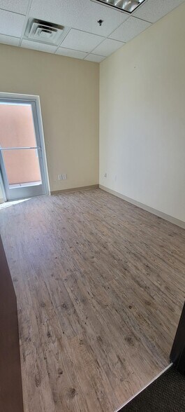More Photos Of 5440 W Sahara Ave, Las Vegas Medical For Lease