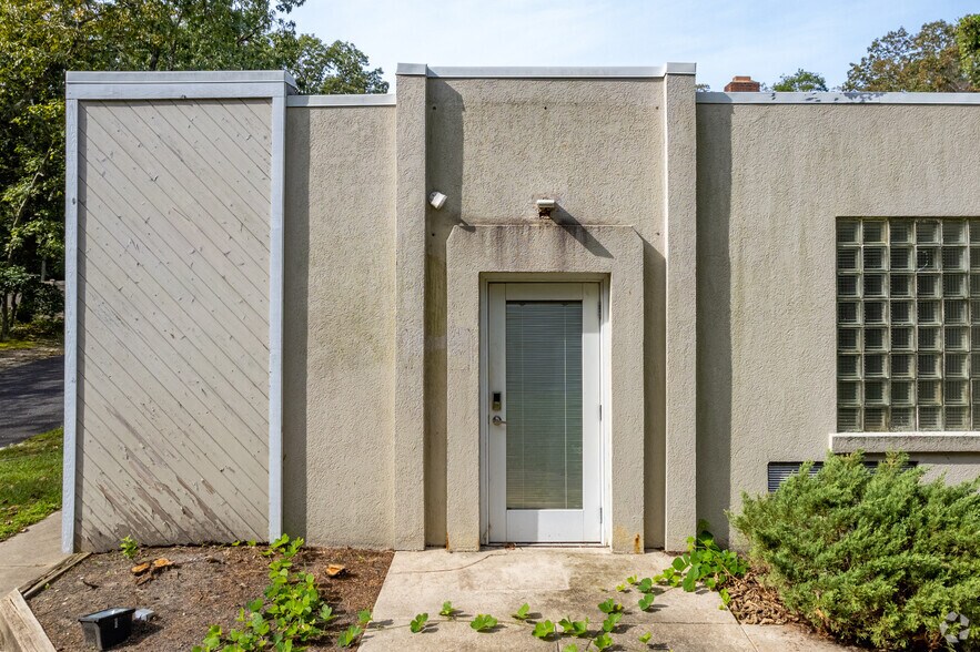 More Photos Of 579 3rd St, Atco Warehouse For Lease