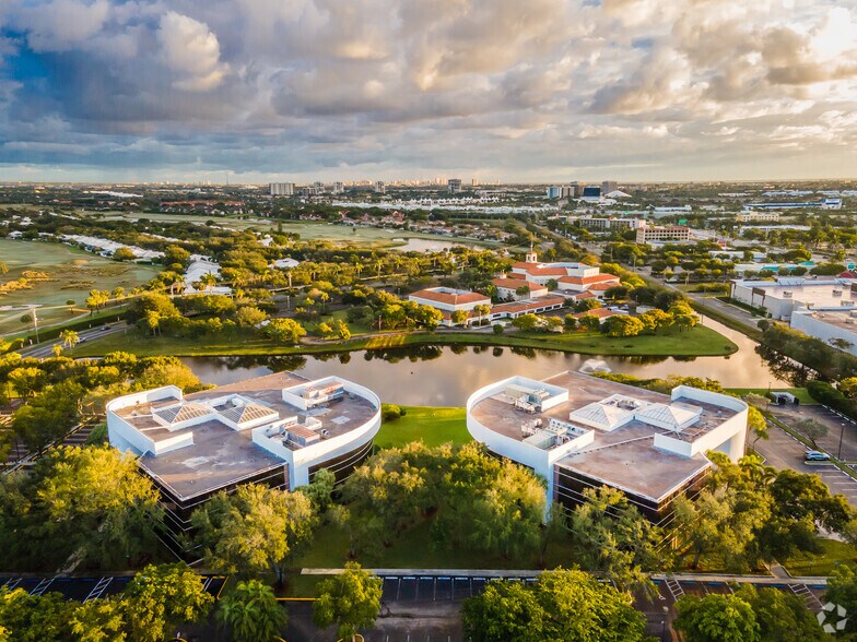 More Photos Of 560 Village Blvd, West Palm Beach Coworking Space