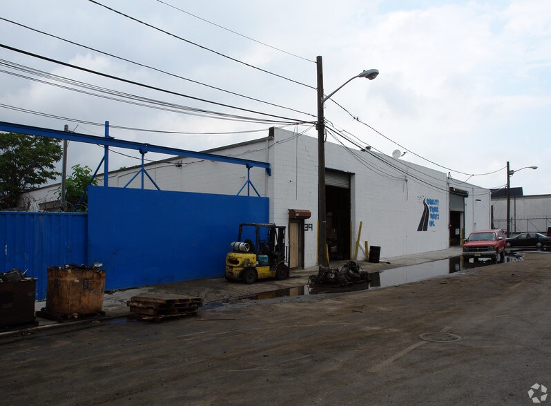 More Photos Of 39 Mary St, Newark Warehouse For Sale