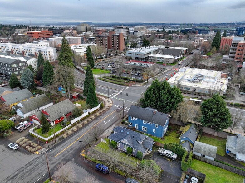 More Photos Of 1512 Franklin St, Vancouver Apartments For Sale