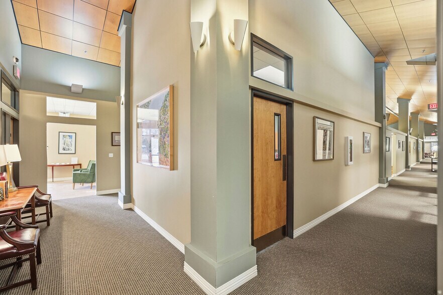 More Photos Of 68031 Capital Trace Row, Mandeville Office For Lease