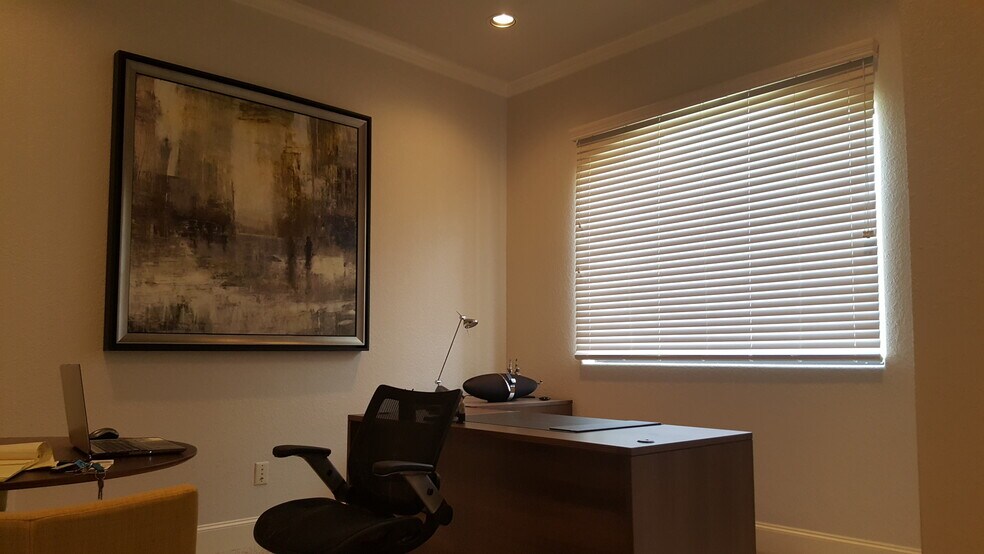 More Photos Of 1800 Snake River Rd, Katy Loft Creative Space For Sale