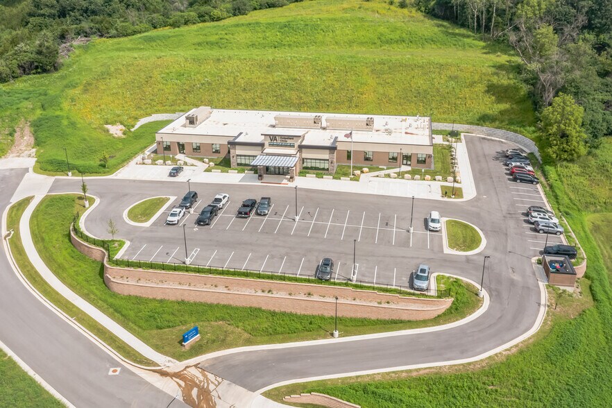 More Photos Of 1106 Military Blvd, Decorah Office For Sale