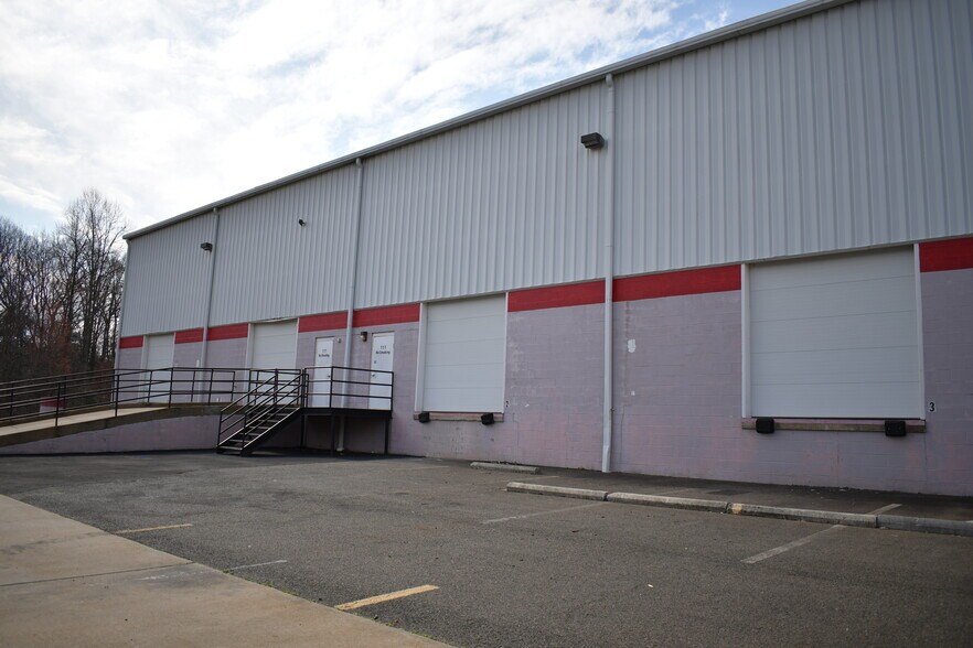 More Photos Of 115 Juliad Ct, Fredericksburg Warehouse For Lease