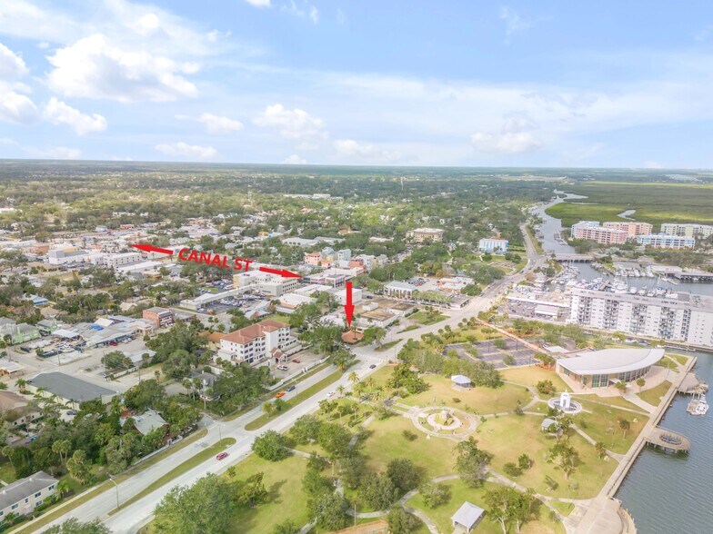 More Photos Of 100-104 Riverside Dr, New Smyrna Beach Office For Sale