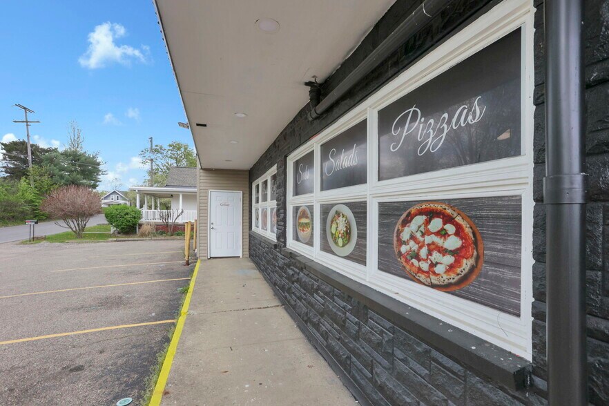 More Photos Of 609 Mill St, New Lexington Restaurant For Sale