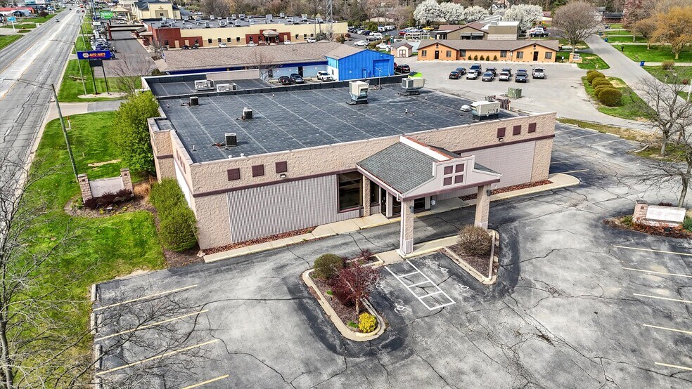 More Photos Of 711 W Gardner Dr, Marion Medical For Sale